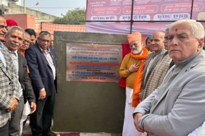 Attended the foundation stone-laying ceremony for a dispensary and charitable guest house at Sati Bhai Sai Das Seva Dal Ashram, Rohtak.